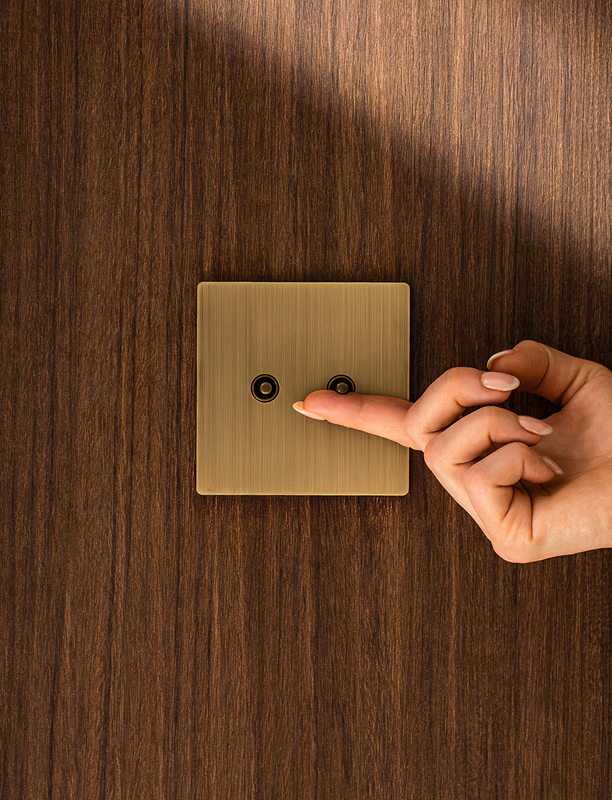 Aviena toggle keypad